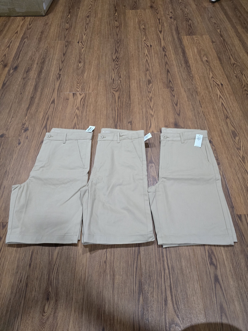3 Pairs Of Boys Old Navy Khaki Beige Built-In Flex Shorts